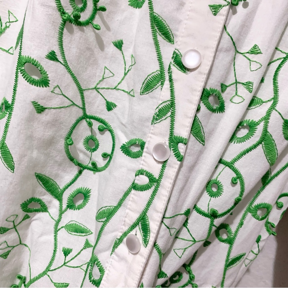 Ciebon embroidered Floral Green and White Dress - Picture 5 of 14